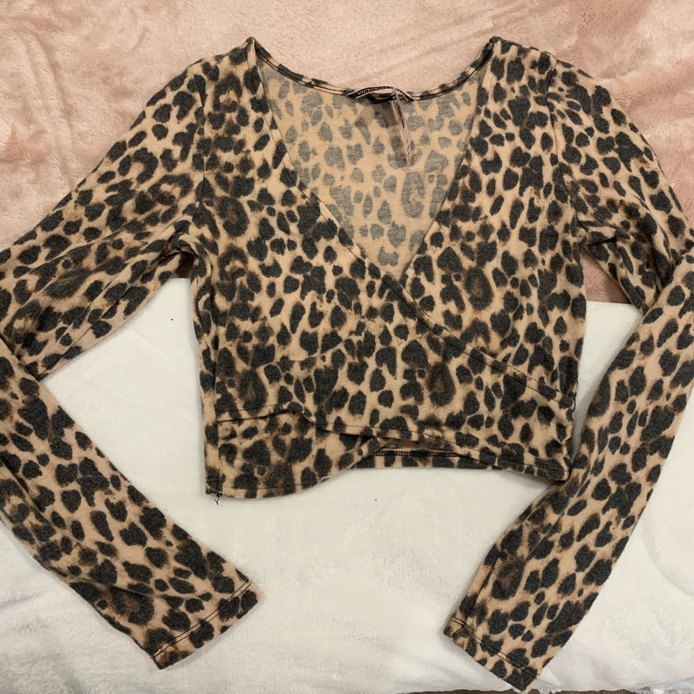 Cheetah wrap crop top